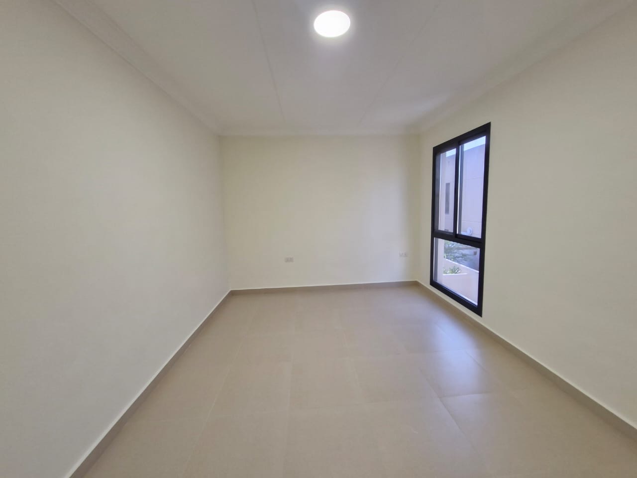  🏰 *Modern Luxury Villa in Sidra District – Roshn*   ✨ 400 sqm